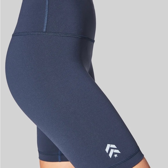 NWT Lululemon Wunder Train High Rise Short 8" true navy blue - Picture 14 of 16